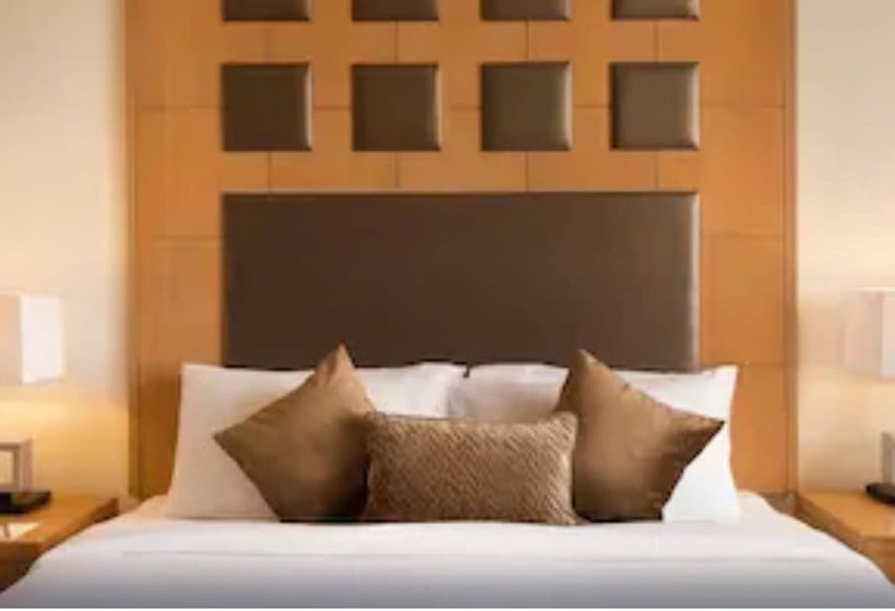 Номер Superior, Ramada Plaza By Wyndham Jhv Varanasi