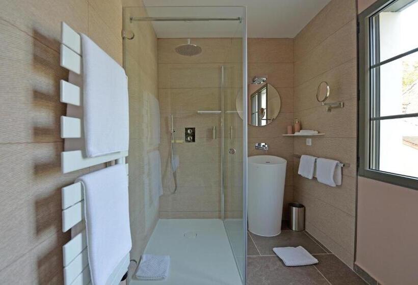 Номер Deluxe, Demeure Larmandier