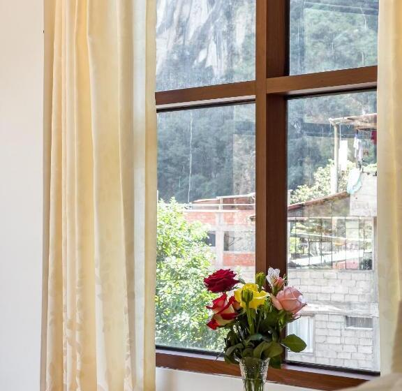 اتاق استاندارد با چشم‌انداز کوهستان, Rupa Rupa High Jungle Eco B&b