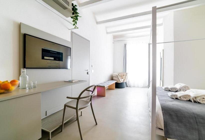자쿠지 스위트, Tre Archi Suite & Relais