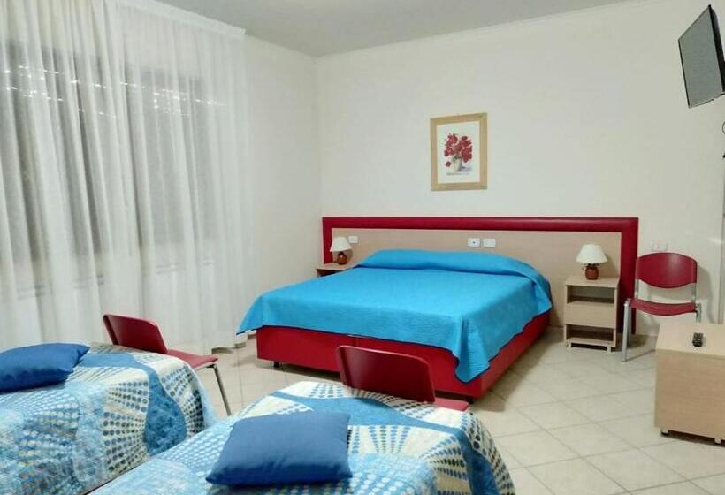 اتاق خانوادگی, Casa Per Ferie Aurora