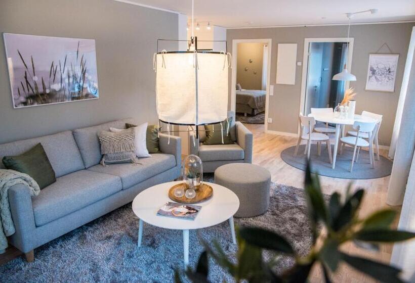 Апартаменты 2 Спальни, Sky Hotel Apartments Valla Berså