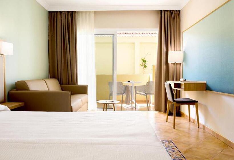 Трехместный Номер Классика, R2 Buganvilla Hotel & Spa