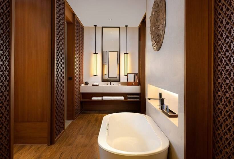Номер Премиум, Le Méridien Shimei Bay Beach Resort & Spa