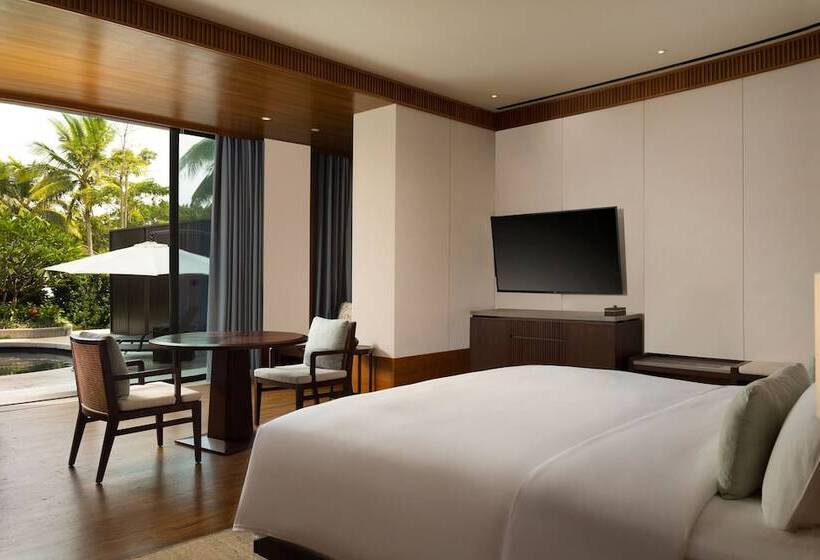 Номер Премиум, Le Méridien Shimei Bay Beach Resort & Spa