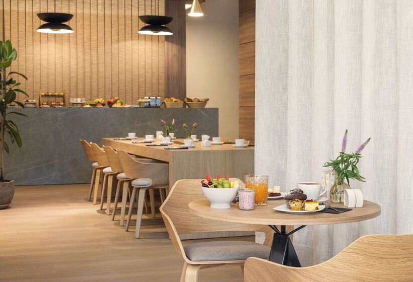 エクゼクティブジュニアスイート, Melia Düsseldorf