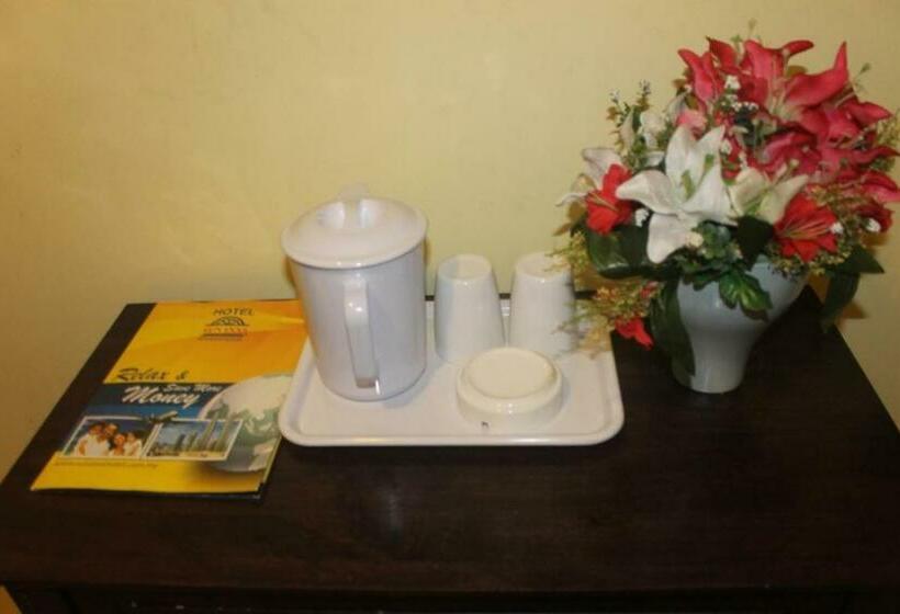 Номер Стандарт, Sun Inns Meru Raya