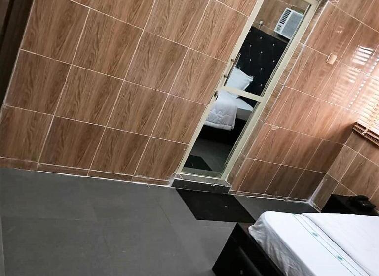اتاق استاندارد با تخت بزرگ, Elites Lodge
