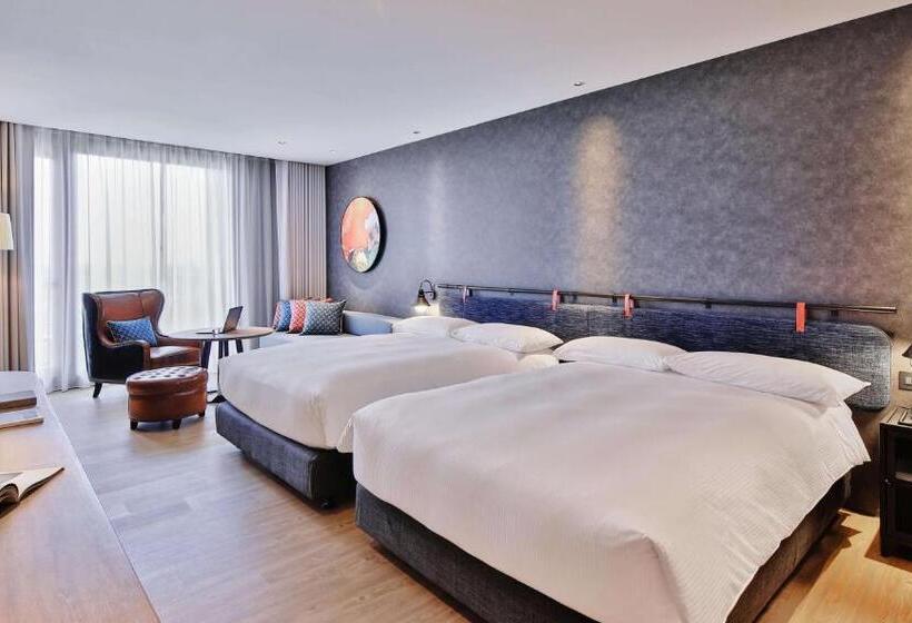 اتاق لوکس, Just Sleep Tainan Hushan