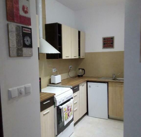 Номер Стандарт Трехместный, Studio Apartment In Palamartsa
