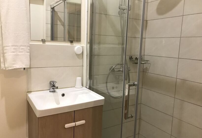 Номер Стандарт, Logis Le Cheval Blanc