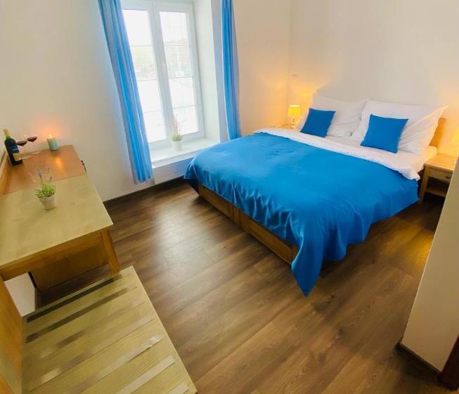 Номер Стандарт Трехместный, Resort Rybníček