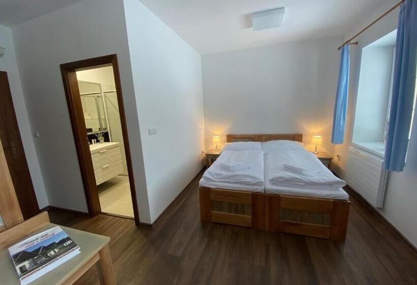Номер Deluxe, Resort Rybníček