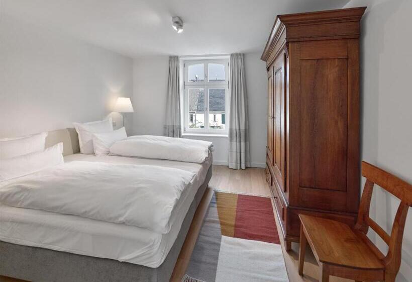 Дом 3 Спальни, Gästehaus Cantzheim