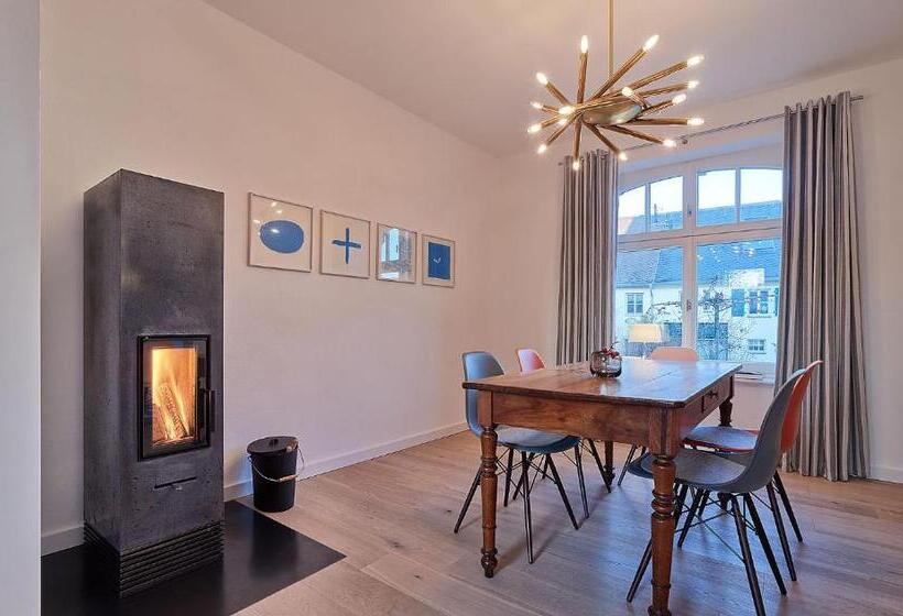 Дом 3 Спальни, Gästehaus Cantzheim