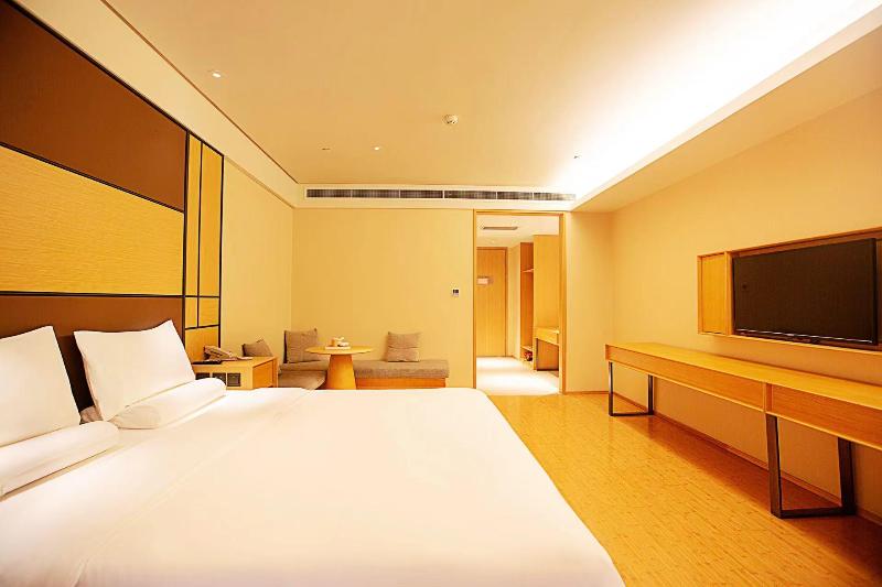 Номер Superior, Atour Hotel Zhengzhou Xinzheng International Airport