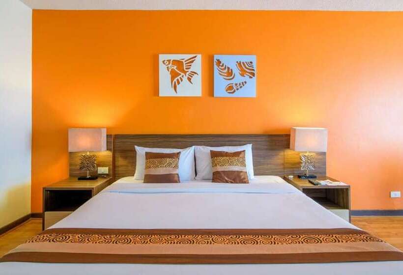 اتاق لوکس با چشم‌انداز دریا, Golden Beach Chaam