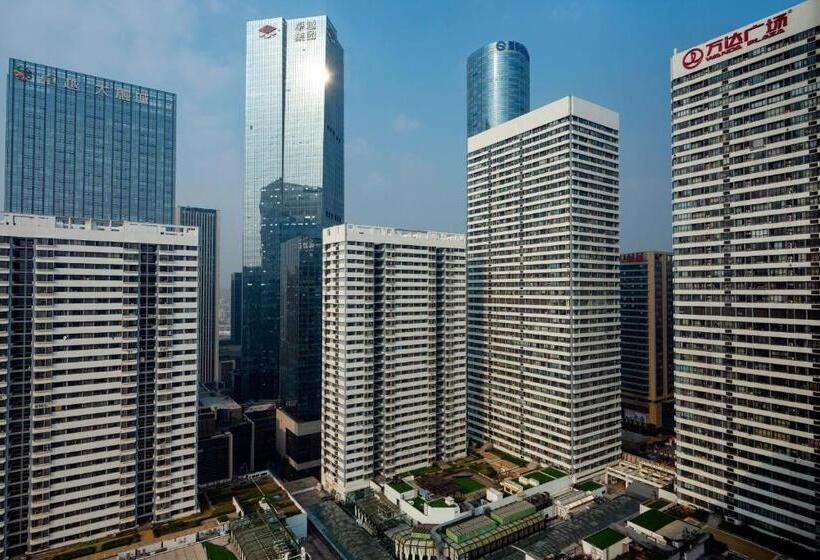 Номер Deluxe Вид на Город, Le Méridien Qingdao