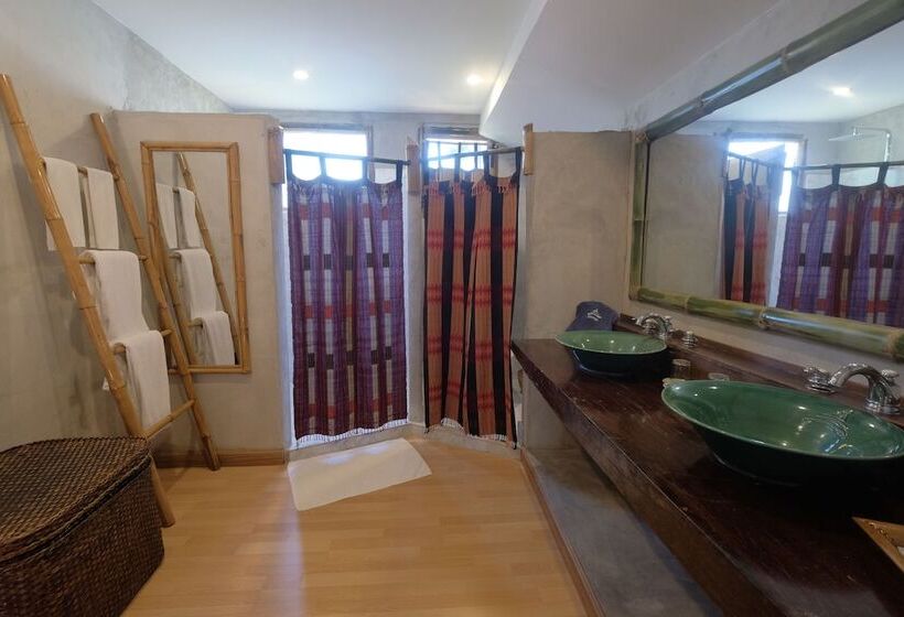 패밀리 룸, Phu Chaisai Chiang Rai Mountain Resort