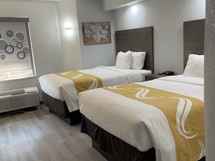 Номер Стандарт 2 Двуспальные Кровати, Quality Inn & Suites Richardsondallas