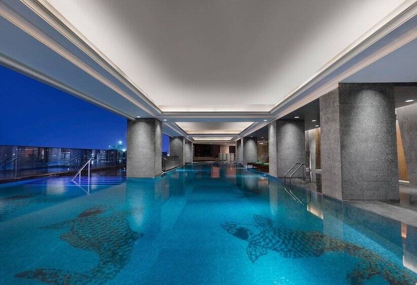 Люкс Клуб, Sheraton Shunde