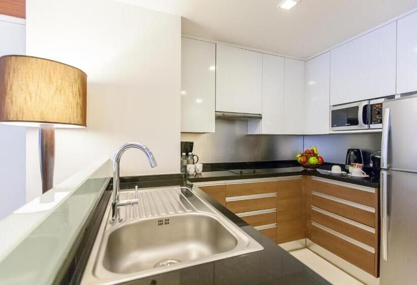 سوییت, Oakwood Residence Sukhumvit 24