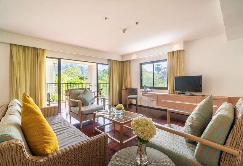 3 베드룸 프리미엄 스위트, Radisson Resort And Suites Phuket