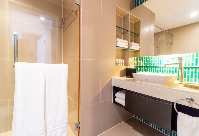 테라스 스위트, Radisson Resort And Suites Phuket
