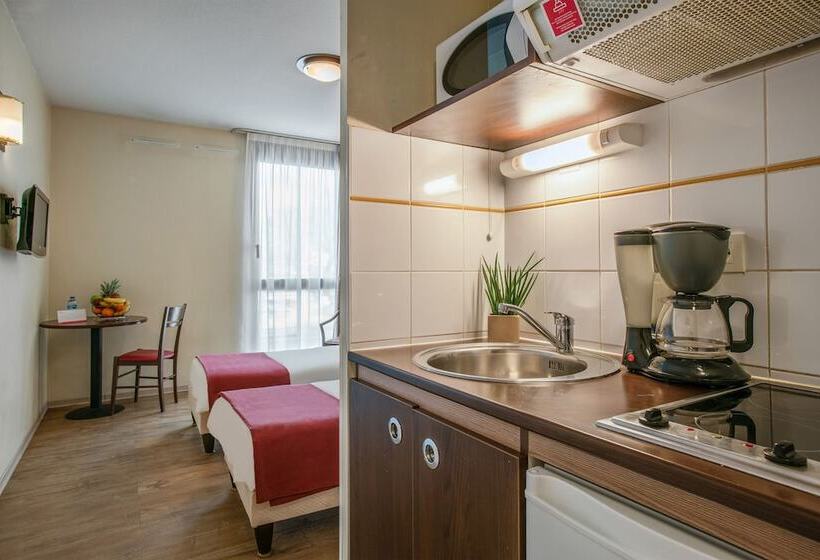Студия Стандарт, Appart City Classic Nîmes