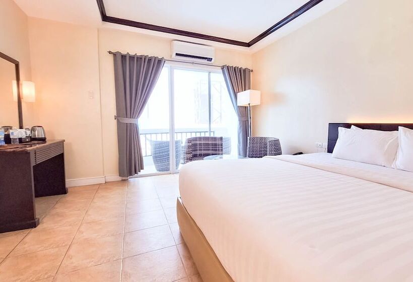 디럭스 룸, Boracay Ocean Club Beach Resort