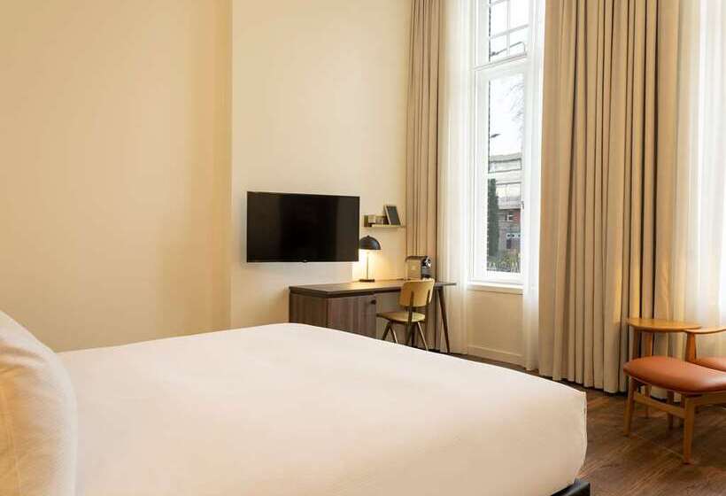 带大床的标准间, Hilton The Hague