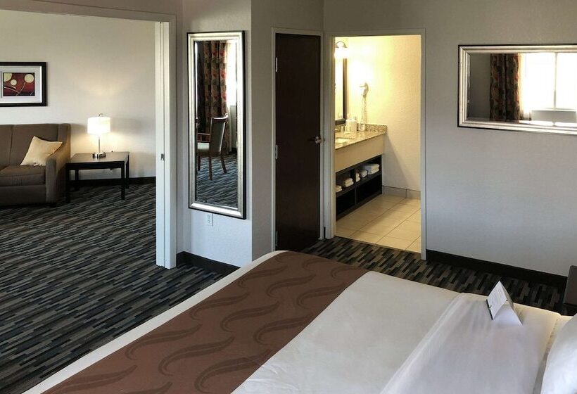 סוויטה, Quality Inn & Suites Denver International Airport