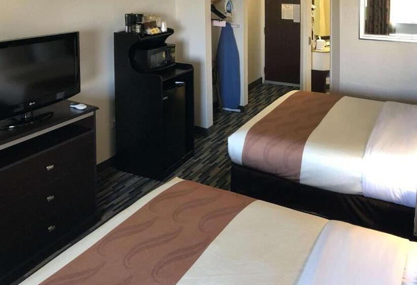 חדר סטנדרט, Quality Inn & Suites Denver International Airport