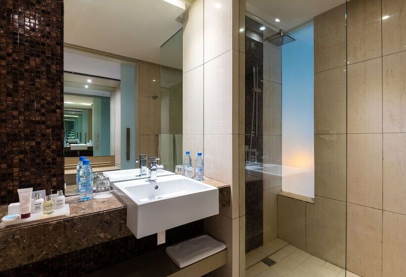 اتاق سوپریور با چشم‌انداز دریا و بالکن, Radisson Blu Hotel, Dakar Sea Plaza