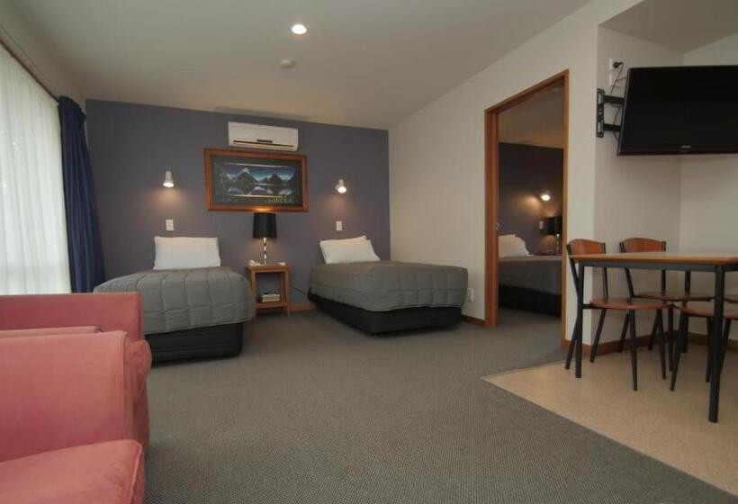 Апартаменты Семейные 1 Спальня, Asure Christchurch Classic Motel & Apartments