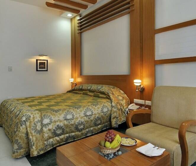 Quarto Deluxe, Inder Residency Resort & Spa Udaipur