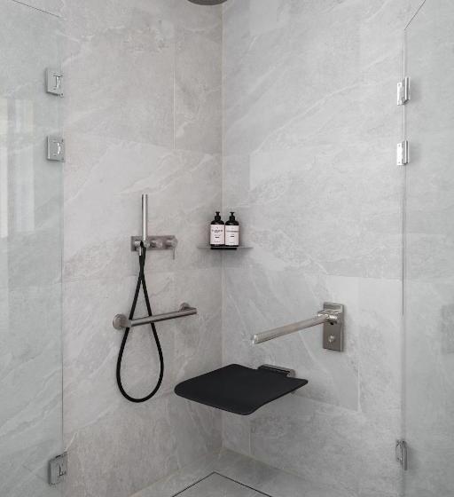 장애인을 위한 스탠다드 룸, Runo Hotel Porvoo