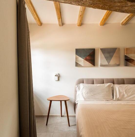 Quarto Estandar com Hidromassagem, Antico Borgo Molino 7cento Vicino Ai Giardini Di Ninfa