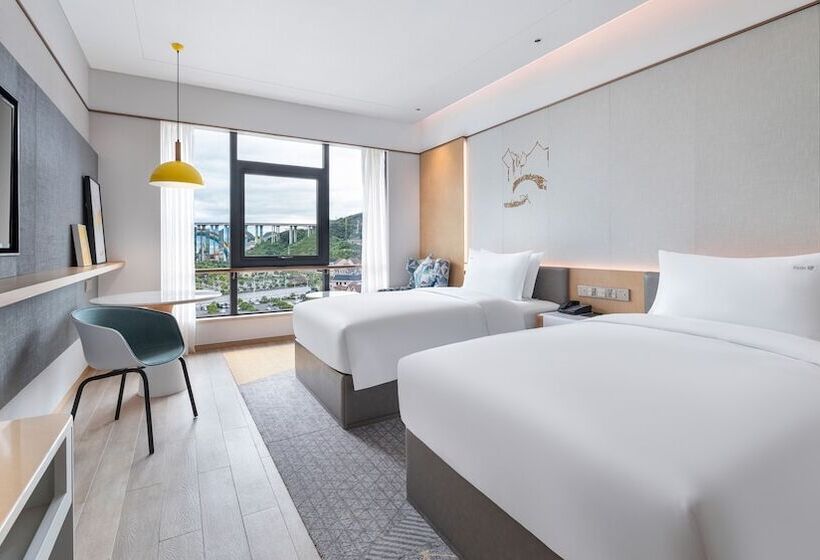 Номер Стандарт, Holiday Inn Tongren Wanshan, An Ihg