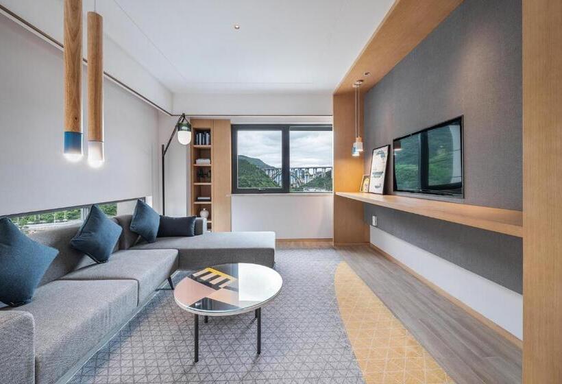 Люкс Кровать Кинг, Holiday Inn Tongren Wanshan, An Ihg
