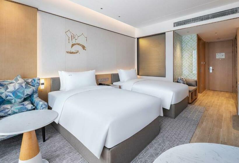 Номер Стандарт, Holiday Inn Tongren Wanshan, An Ihg
