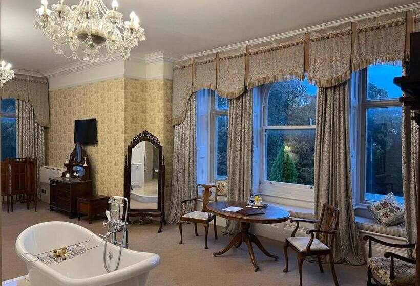 Люкс Вид на Сад, Rossington Hall