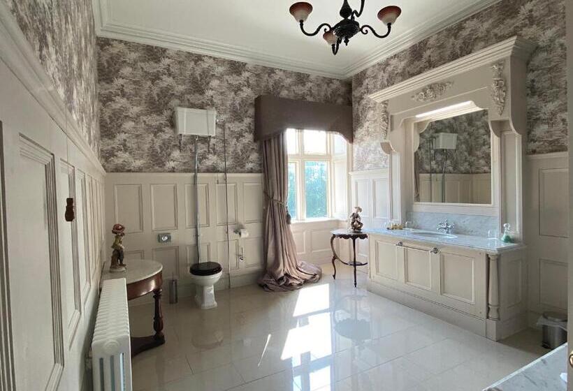 Номер Deluxe Кровать Кинг, Rossington Hall