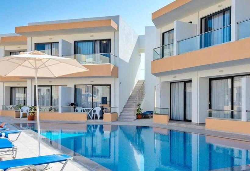 Трехместный Номер Стандарт Вид на Бассейн, Blue Aegean Hotel & Suites