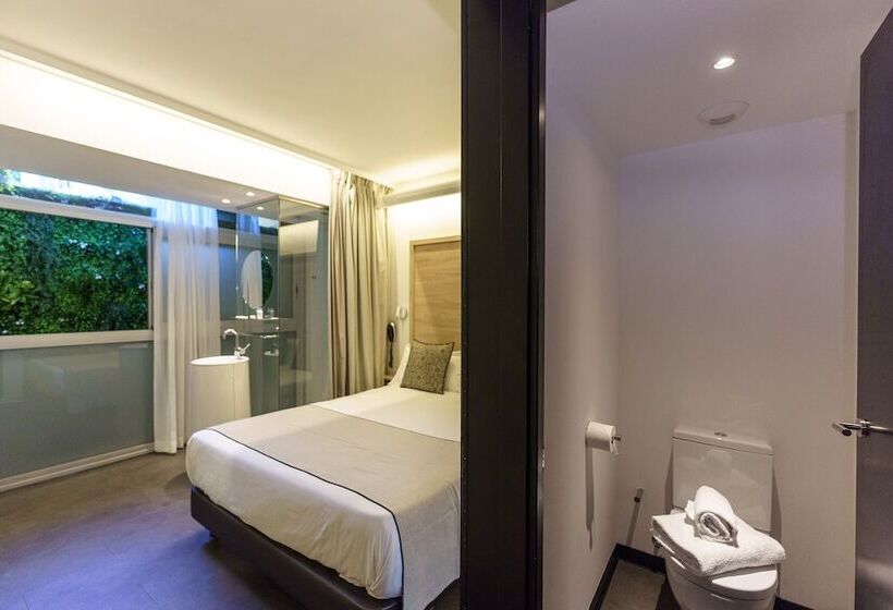 Номер Basic, Casa Lit Barcelona by Ona Hotels