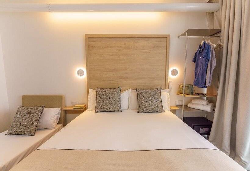 Номер Стандарт Трехместный, Casa Lit Barcelona by Ona Hotels