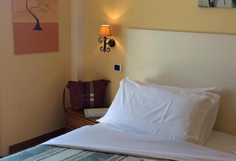 Номер Deluxe Вид на Море, Jonic Hotel Mazzarò
