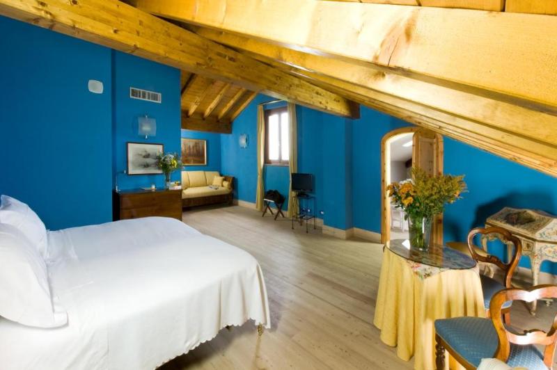 Люкс, La Locanda Del Notaio