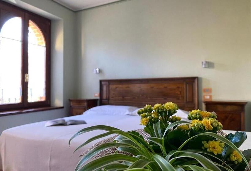 Номер Стандарт, La Locanda Del Notaio