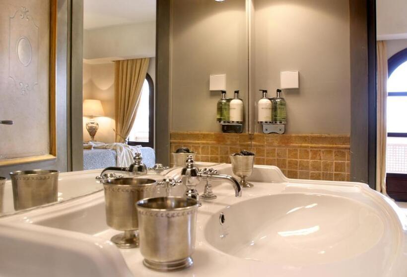 جناح, Le Convivial Luxury Suites & Spa